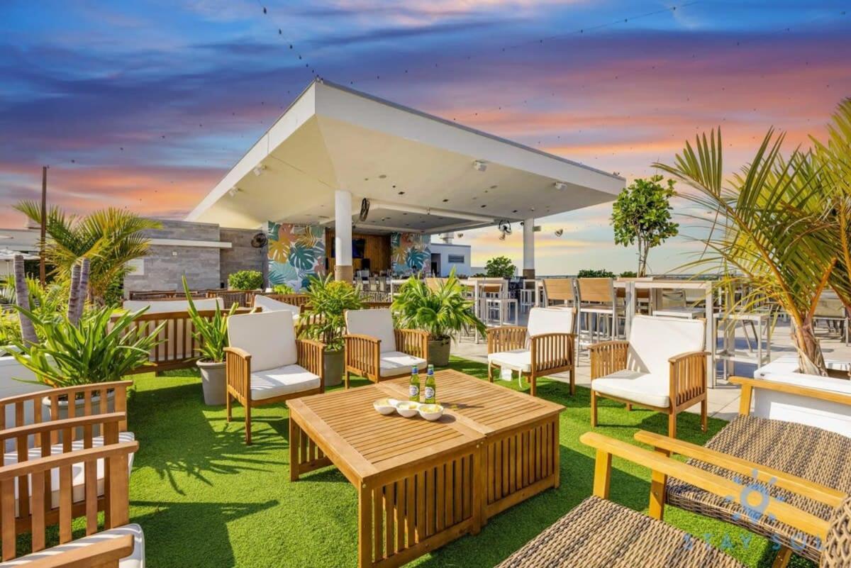 Best Stay - Rooftop Pool - Hollywood Beach Board - Walk 외부 사진